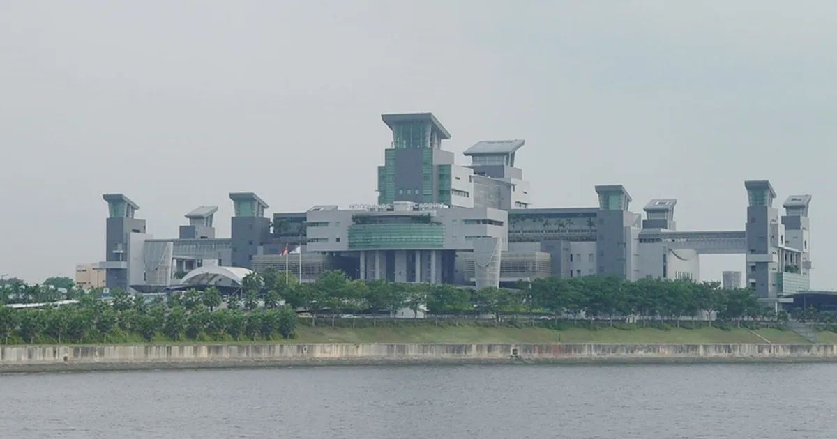 The Johor–Singapore Causeway land crossing between Woodlands and Johor Bahru CIQ