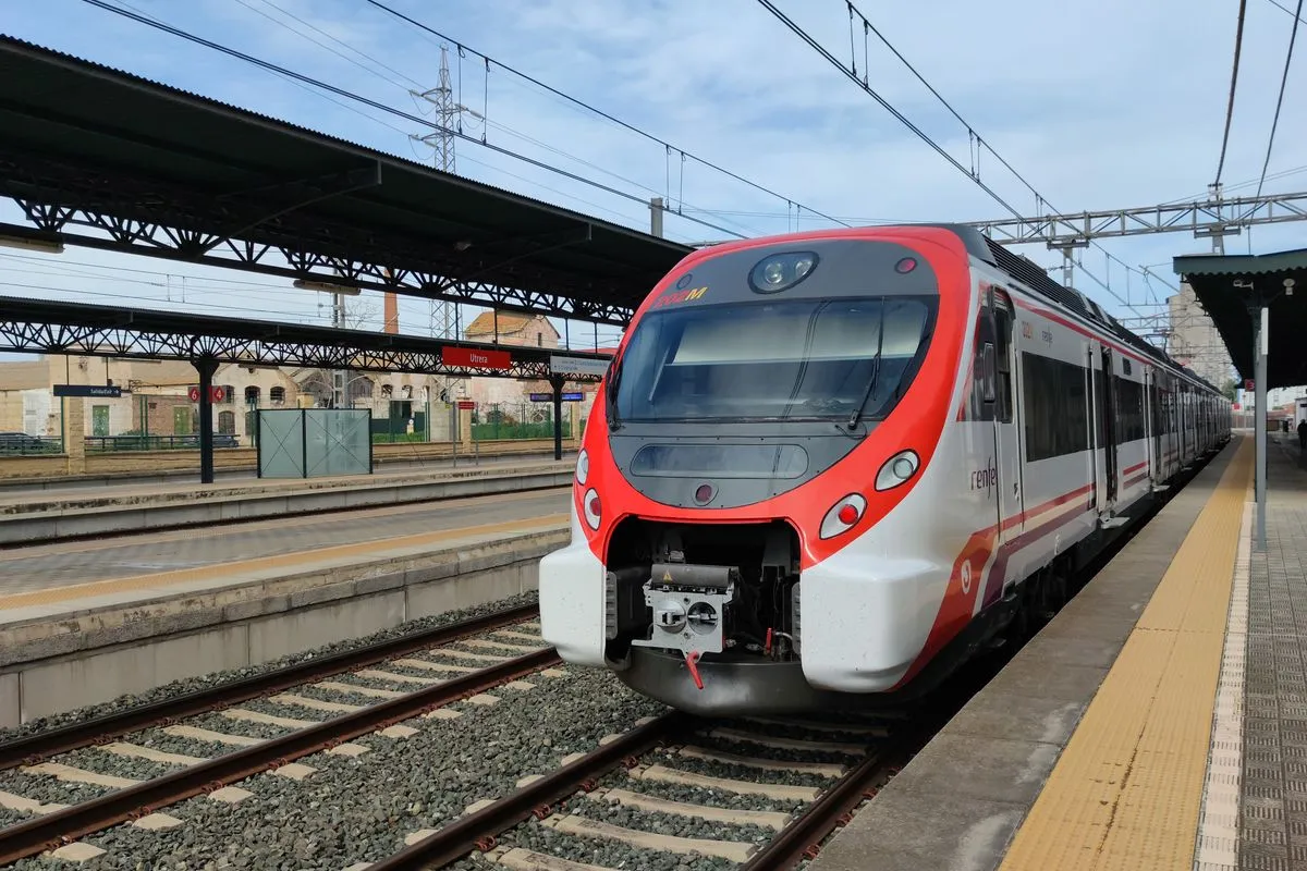 KTM ETS Train: Kuala Lumpur to Johor Bahru for Tourists (2026)