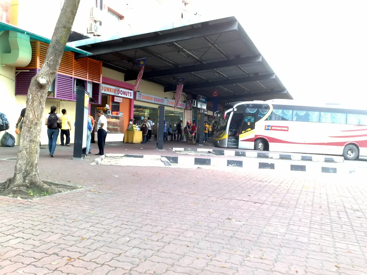 Getting Around Johor Bahru Without a Car — Transport Guide for Backpackers