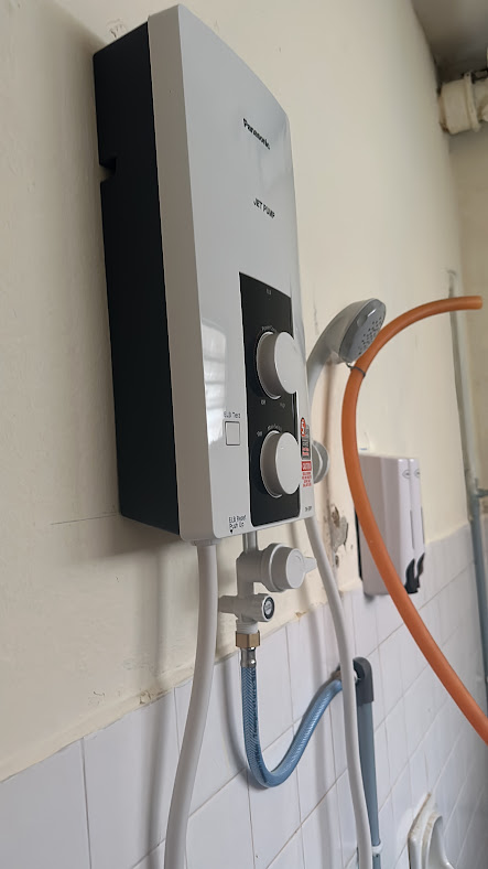 Water heater for hot showers available 24/7 at Pelangi Capsule Hostel